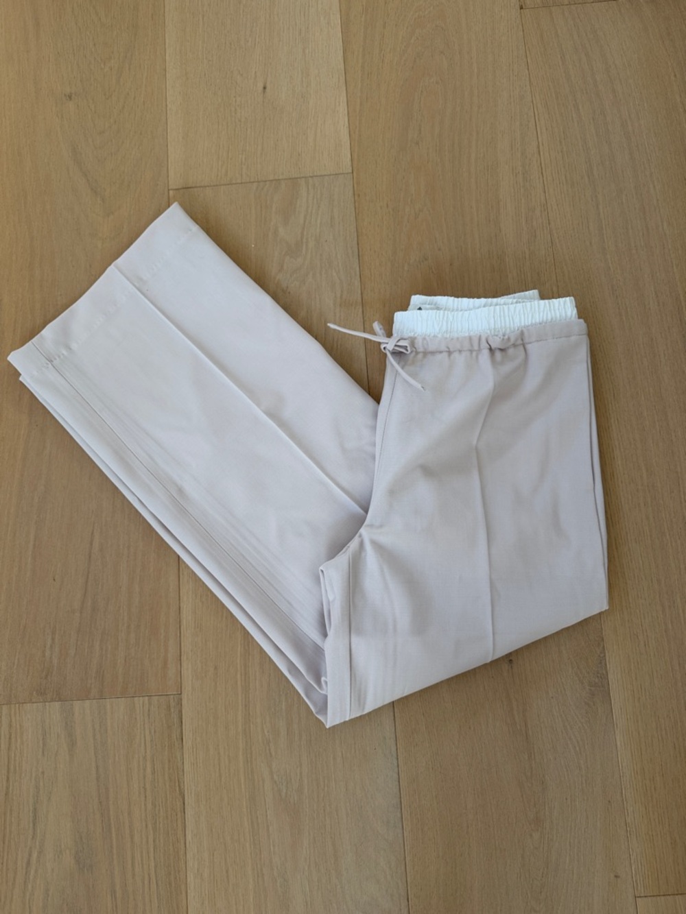 Aritzia Equity Pants